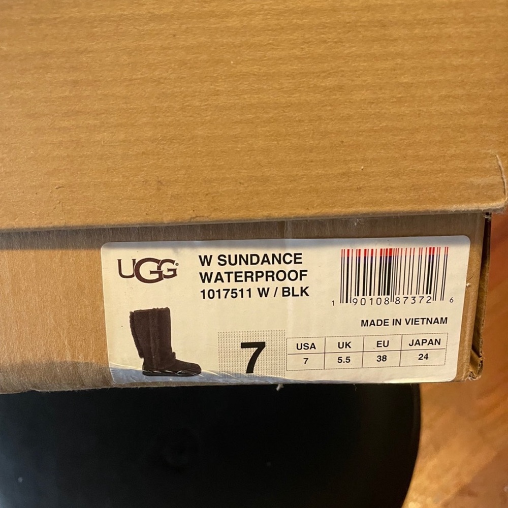 UGG Australia - Picture 7 of 7